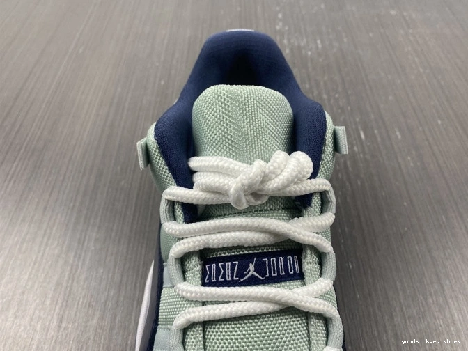 Georgetown Jordan Low Retro Air 11 528895-007 0711